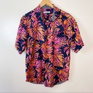 Tommy Bahama Short Sleeve Button-up Shirt-Size M